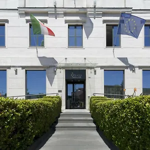 Hotel Palazzo Salgar Nápoles