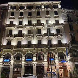 Hotel Mokinba King Milán